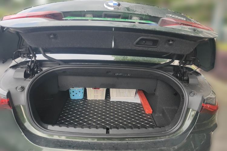 Used BMW 4 Series 2021 425i Convertible M Sport Night Edition Trunk