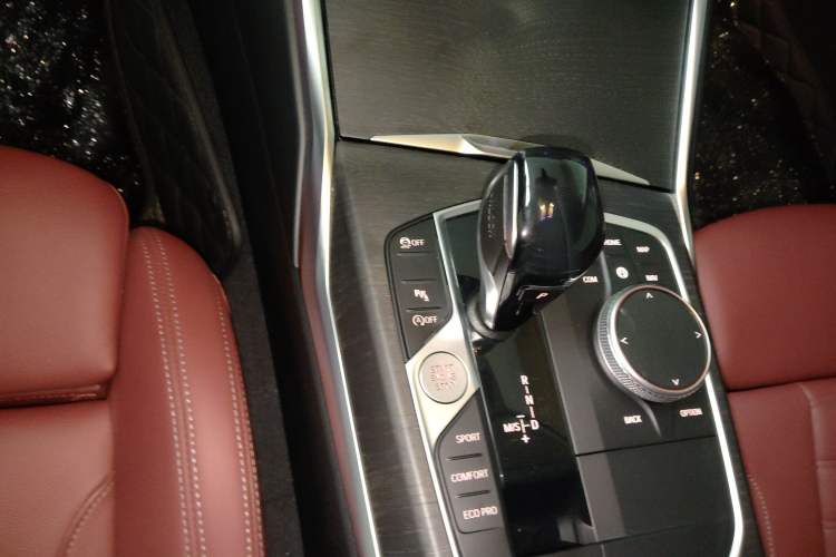 Used BMW 4 Series 2021 Restyled 425i M Sport Package Gear Lever