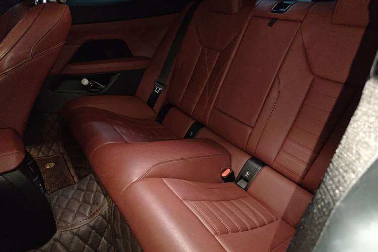 Used BMW 4 Series 2021 Restyled 425i M Sport Package Left Rear Seat