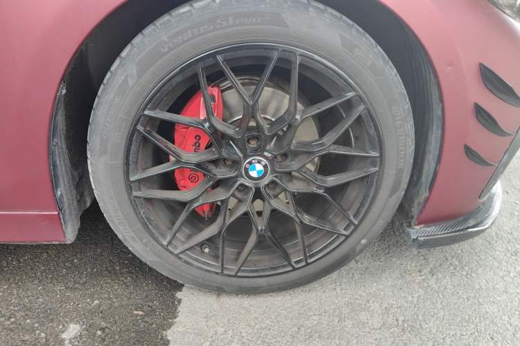 Used BMW 4 Series 2021 425i M Sport Package Right Front Wheel Hub