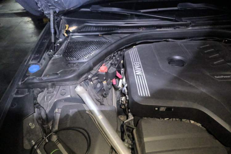 Used BMW 4 Series 2021 425i M Sport Night Edition Engine Bay Right