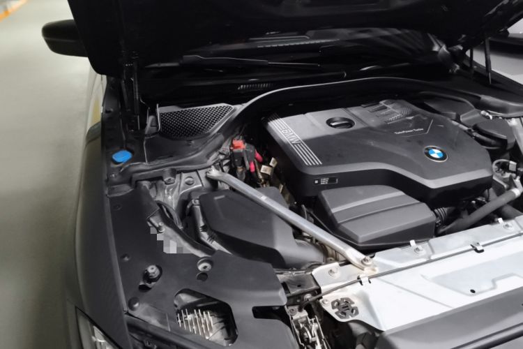 Used BMW 4 Series 2021 Facelifted 430i M Sport Night Edition Engine Bay Right