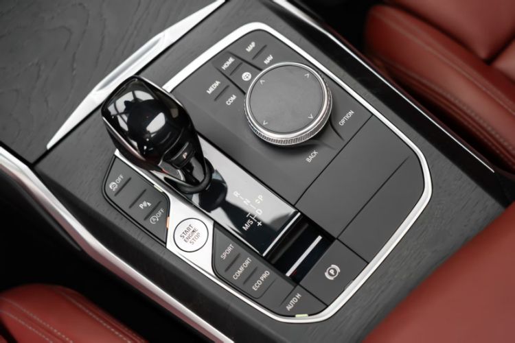 Used BMW 4 Series 2021 425i M Sport Package Interior 5