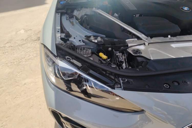 Used BMW 4 Series 2021 Restyled 425i M Sport Package Right Front Headlight
