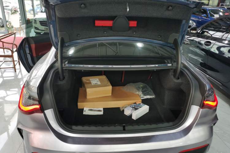 Used BMW 4 Series 2021 425i M Sport Package Trunk