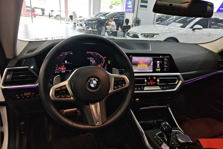 Used BMW 4 Series 2021 425i M Sport Package Center Console