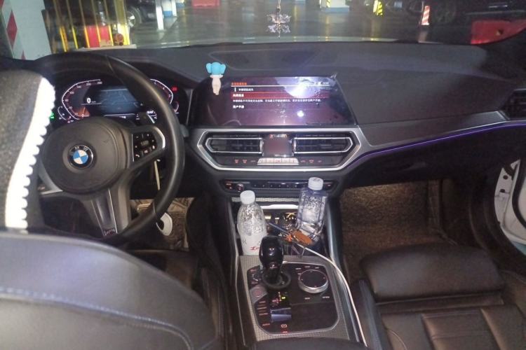 Used BMW 4 Series 2021 425i M Sport Night Edition Center Console