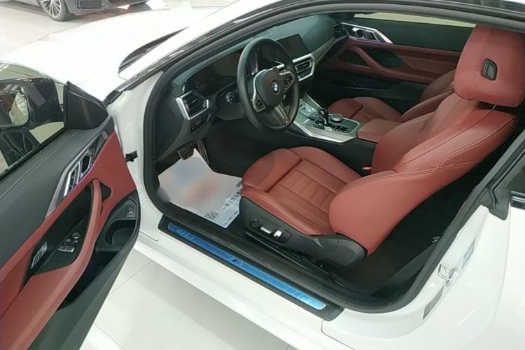 Used BMW 4 Series 2021 425i M Sport Night Edition Driver Seat