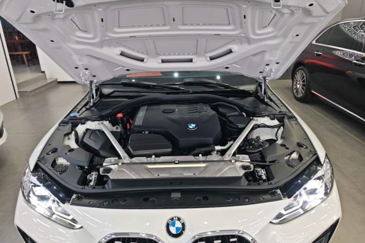 Used BMW 4 Series 2021 425i M Sport Package Engine Bay