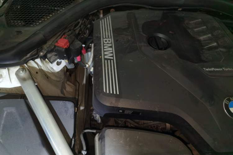 Used BMW 4 Series 2021 430i Convertible M Sport Night Edition Engine Bay Right