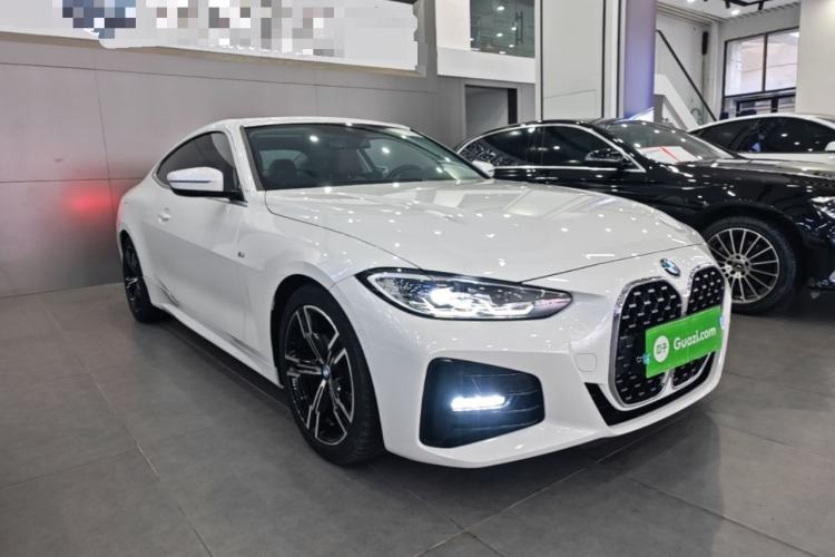 Used BMW 4 Series 2021 425i M Sport Package Front Right 45 Deg