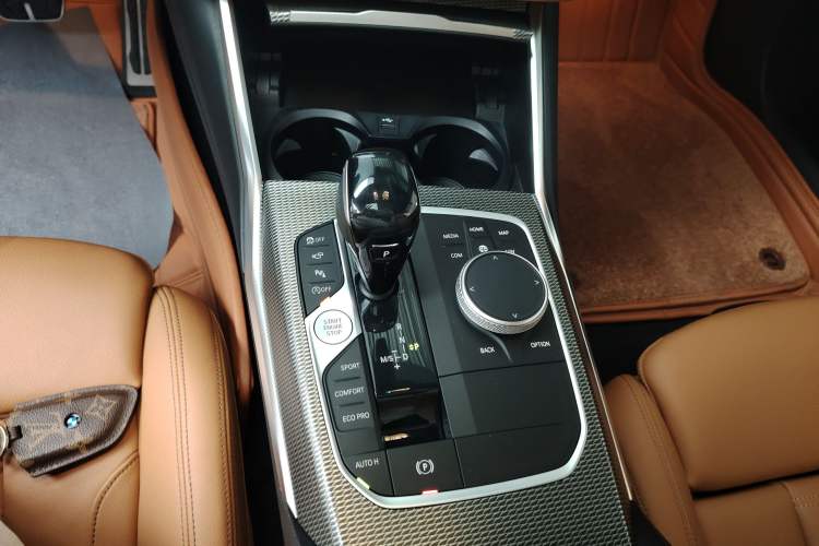 Used BMW 4 Series 2021 425i M Sport Night Edition Gear Lever