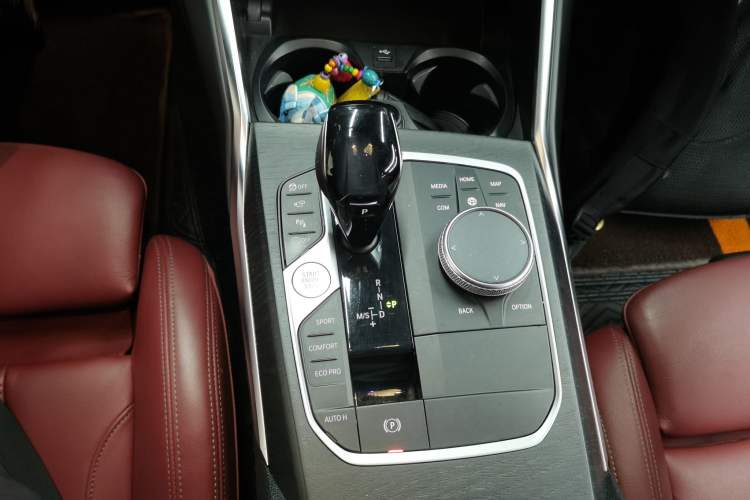 Used BMW 4 Series 2021 425i M Sport Night Edition Gear Lever