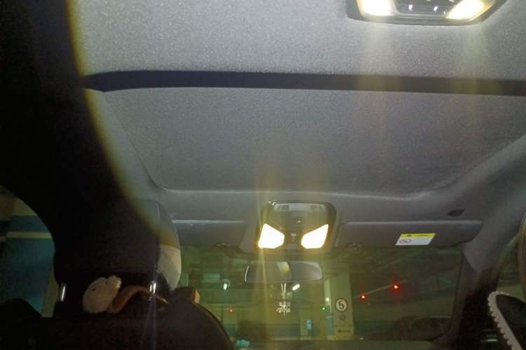 Used BMW 4 Series 2021 425i M Sport Night Edition Headliner