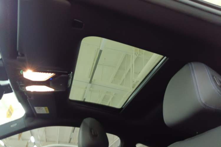Used BMW 4 Series 2021 Restyled 425i M Sport Night Edition Headliner