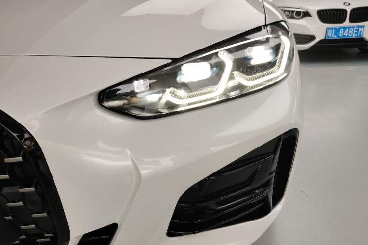 Used BMW 4 Series 2021 425i M Sport Night Edition Left Front Headlight