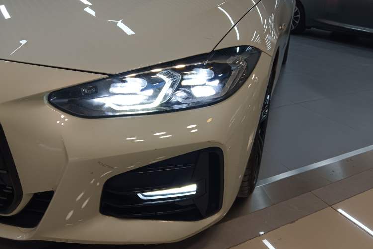 Used BMW 4 Series 2021 425i Convertible M Sport Night Edition Left Front Headlight