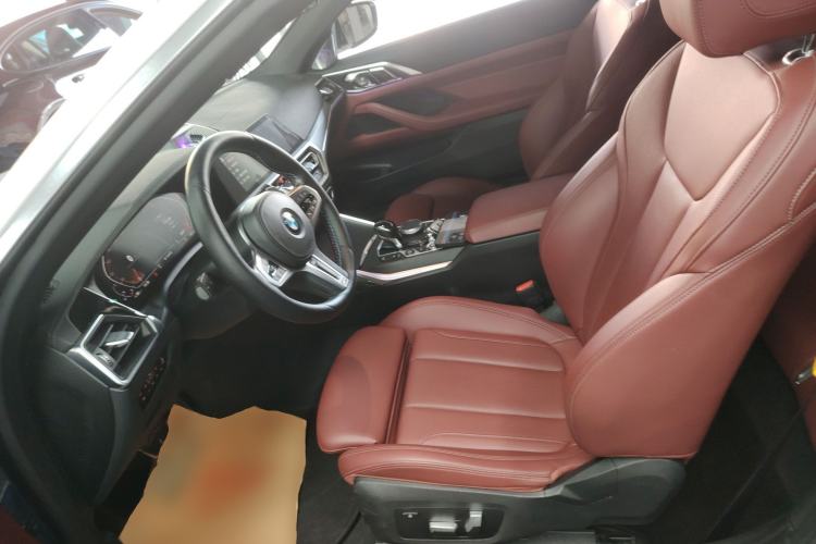 Used BMW 4 Series 2021 425i Convertible M Sport Package Left Front Seat