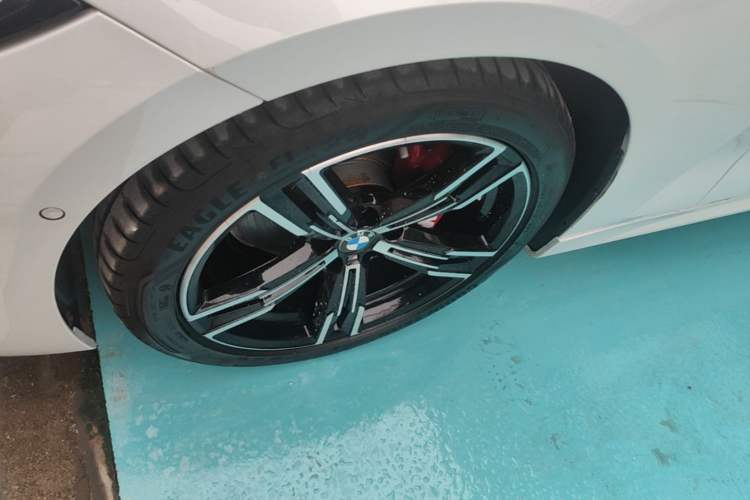 Used BMW 4 Series 2021 Restyled 425i M Sport Package Left Front Wheel Hub