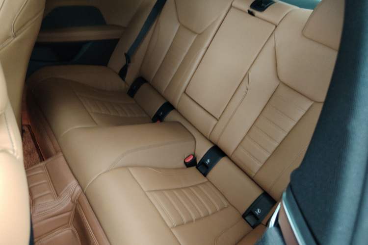 Used BMW 4 Series 2021 425i M Sport Night Edition Left Rear Seat
