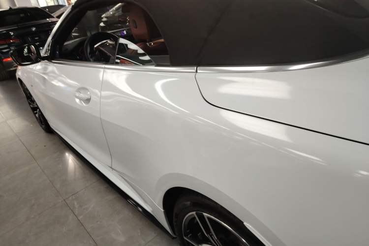 Used BMW 4 Series 2021 425i Convertible M Sport Package Left Side