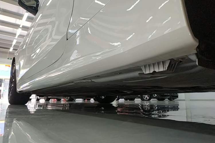 Used BMW 4 Series 2021 425i M Sport Night Edition Left Side Sill