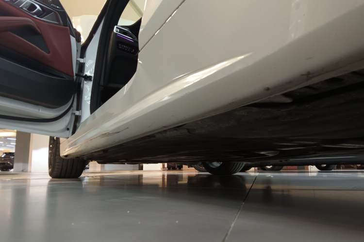 Used BMW 4 Series 2021 425i Convertible M Sport Night Edition Left Side Sill