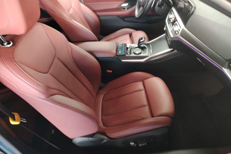 Used BMW 4 Series 2021 425i Convertible M Sport Package Right Front Seat