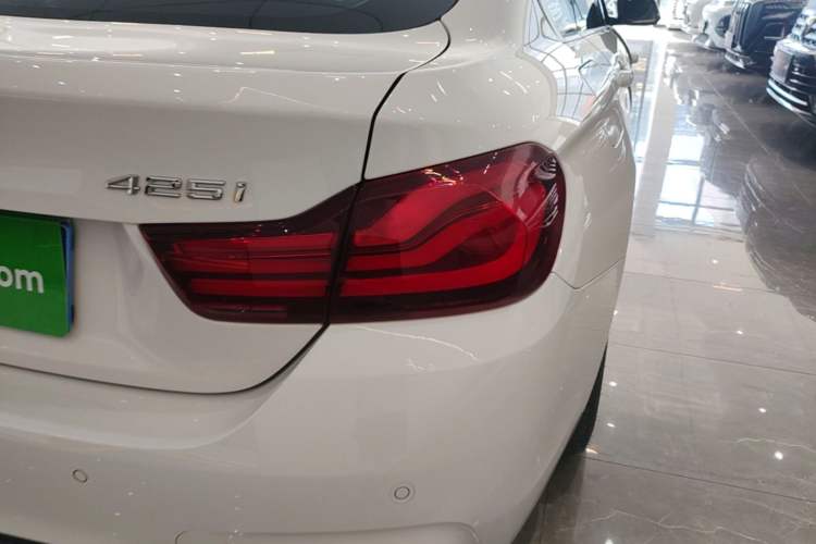 Used BMW 4 Series 2021 425i M Sport Package Right Rear Taillight