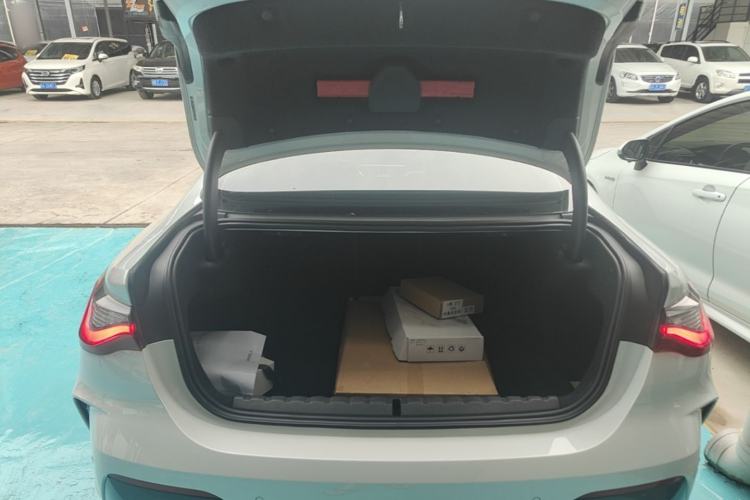 Used BMW 4 Series 2021 Restyled 425i M Sport Package Trunk