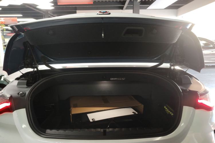 Used BMW 4 Series 2021 425i Convertible M Sport Package Trunk