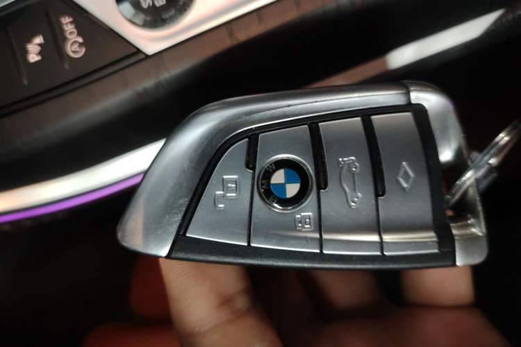 Used BMW 4 Series 2021 425i Convertible M Sport Package Vehicle Key