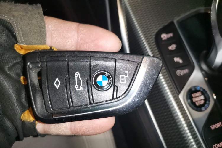 Used BMW 4 Series 2021 425i Convertible M Sport Night Edition Vehicle Key