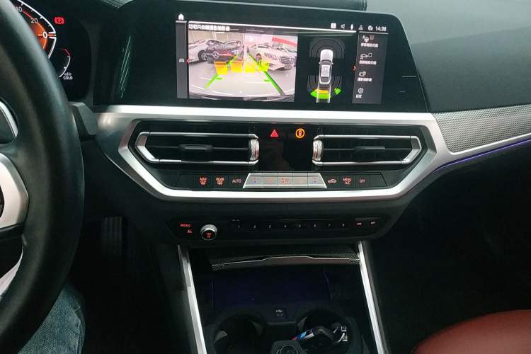 Used BMW 4 Series 2022 425i Gran Coupe M Sport Night Edition Audio And AC Panel