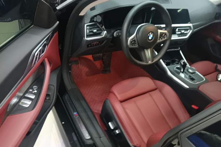Used BMW 4 Series 2022 425i Gran Coupe M Sport Package Driver Seat