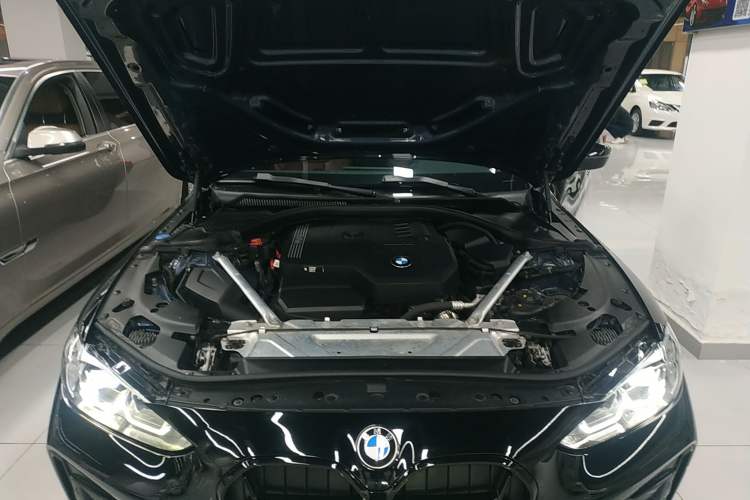 Used BMW 4 Series 2022 425i Convertible M Sport Package Engine Bay