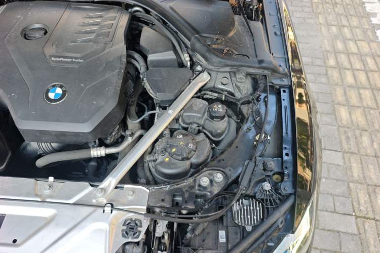 Used BMW 4 Series 2022 430i Gran Coupe M Sport Night Edition Engine Bay Left