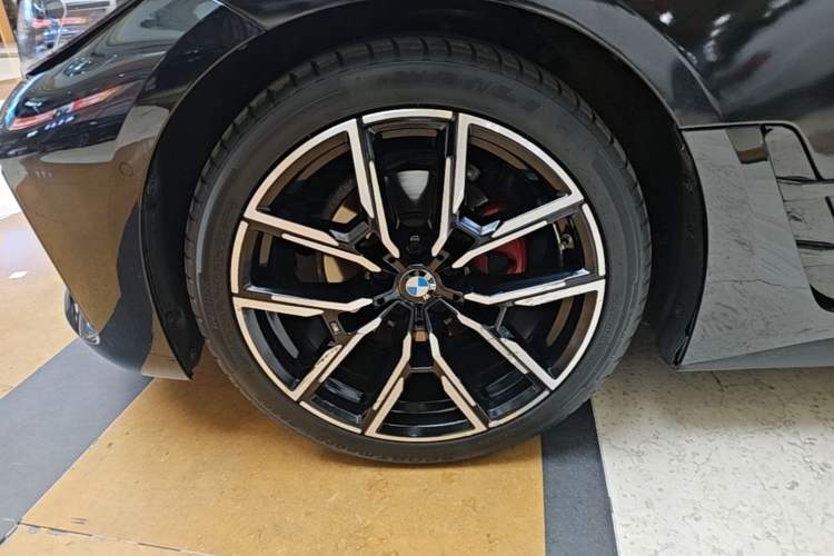 Used BMW 4 Series 2022 425i Gran Coupe M Sport Night Edition Exterior 4