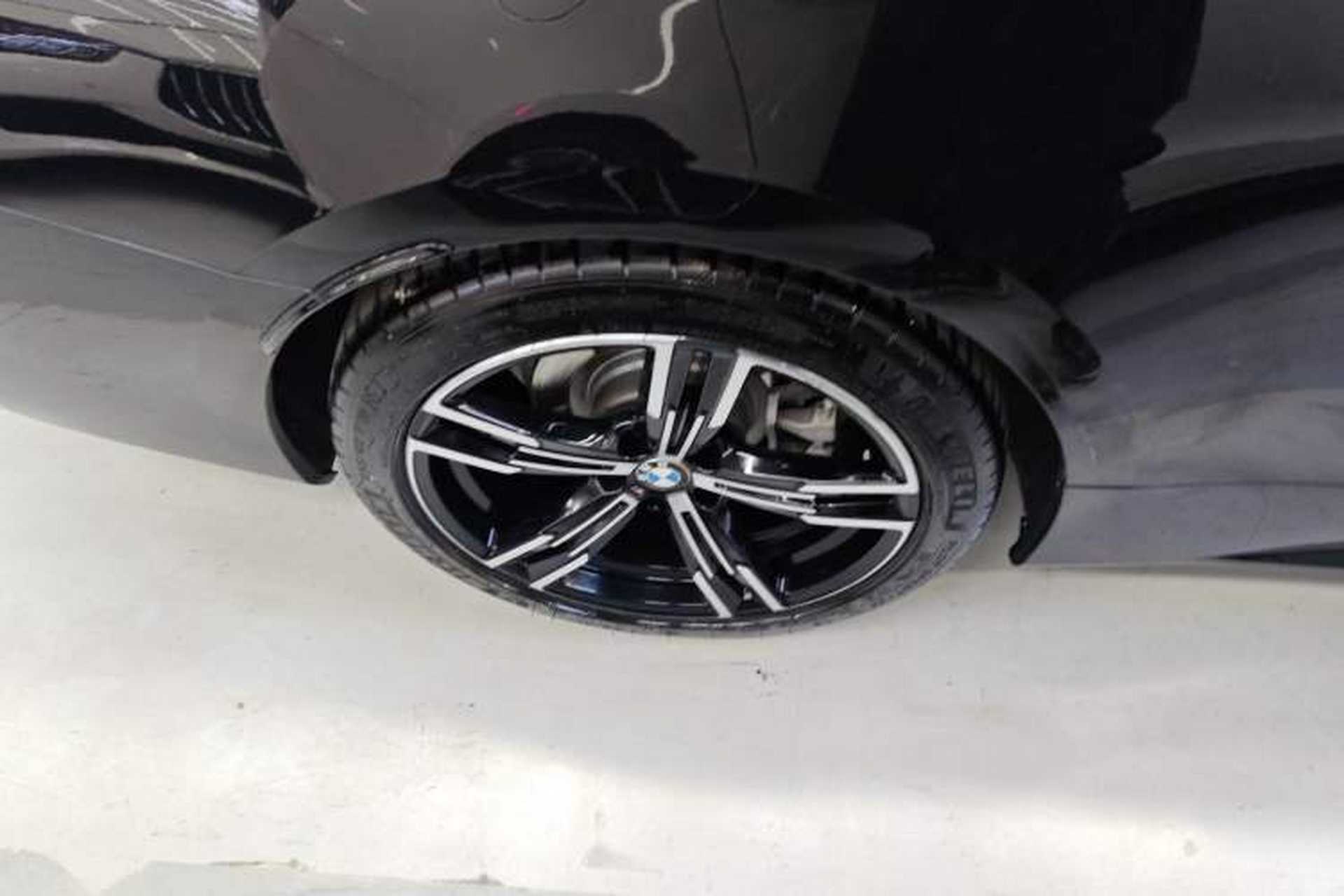 Used BMW 4 Series 2022 425i M Sport Package Exterior 5