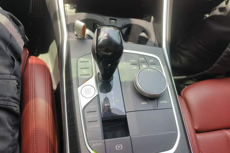 Used BMW 4 Series 2022 425i M Sport Package Gear Lever