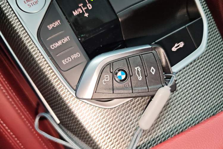 Used BMW 4 Series 2022 Revised 425i Convertible M Sport Night Edition Package Interior 1