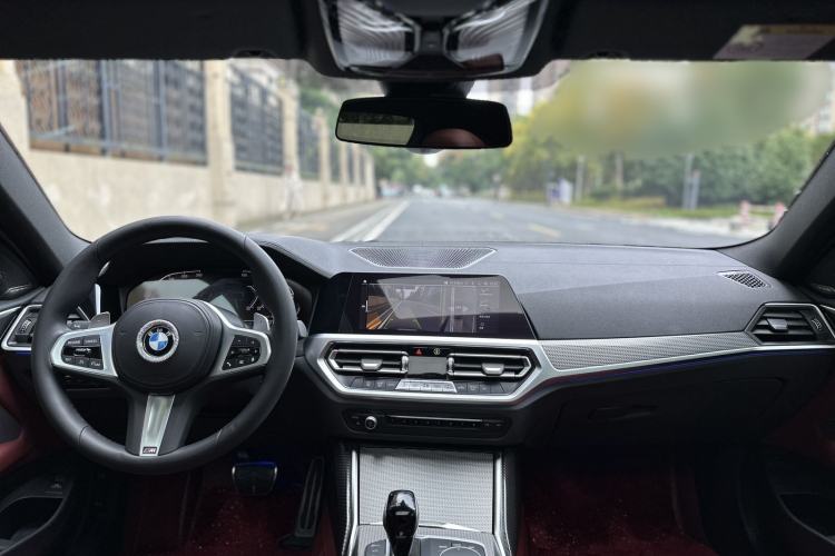 Used BMW 4 Series 2022 Revised 425i M Sport Night Edition Package Interior 1