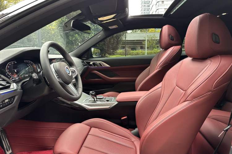 Used BMW 4 Series 2022 Revised 425i M Sport Night Edition Package Interior 3