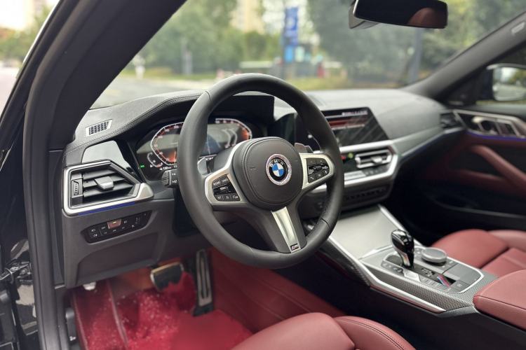 Used BMW 4 Series 2022 Revised 425i M Sport Night Edition Package Interior 4