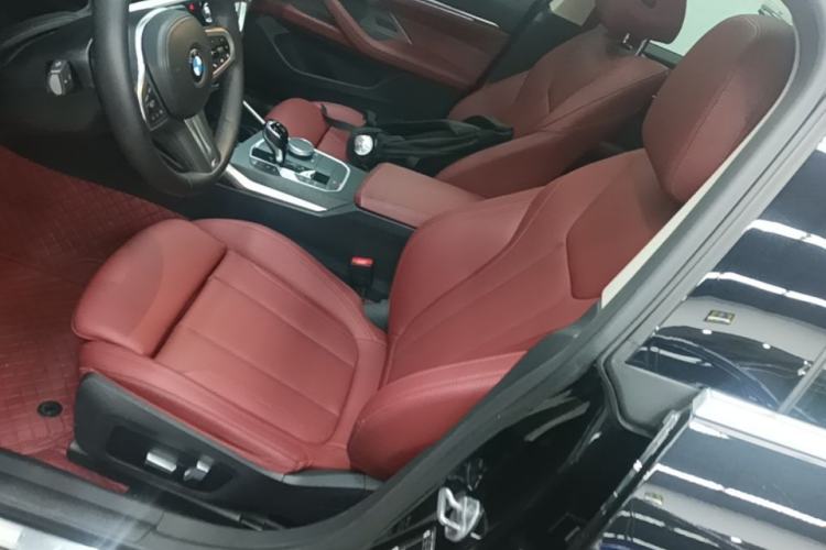 Used BMW 4 Series 2022 425i Gran Coupe M Sport Package Left Front Seat