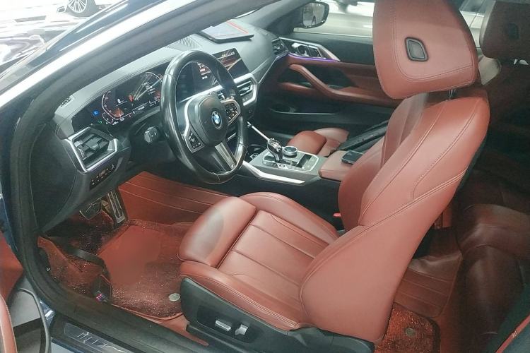 Used BMW 4 Series 2022 425i Convertible M Sport Package Left Front Seat