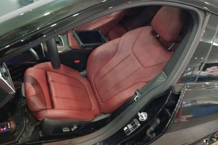 Used BMW 4 Series 2022 425i Gran Coupe M Sport Night Edition Left Front Seat
