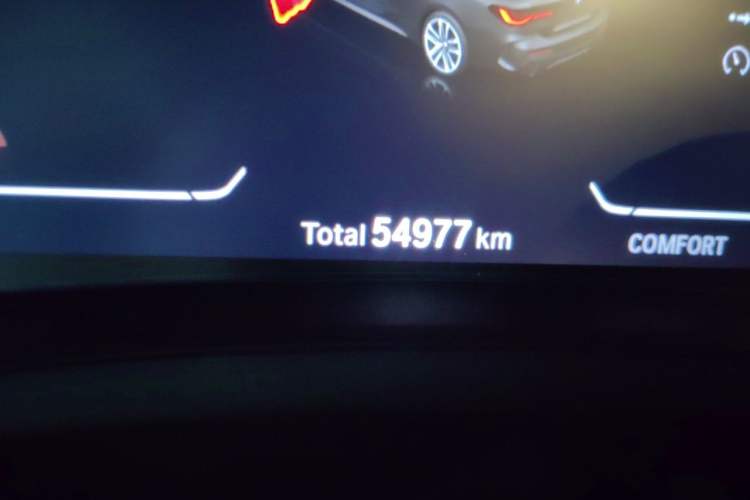 Used BMW 4 Series 2022 425i M Sport Night Edition Package Odometer Close Up