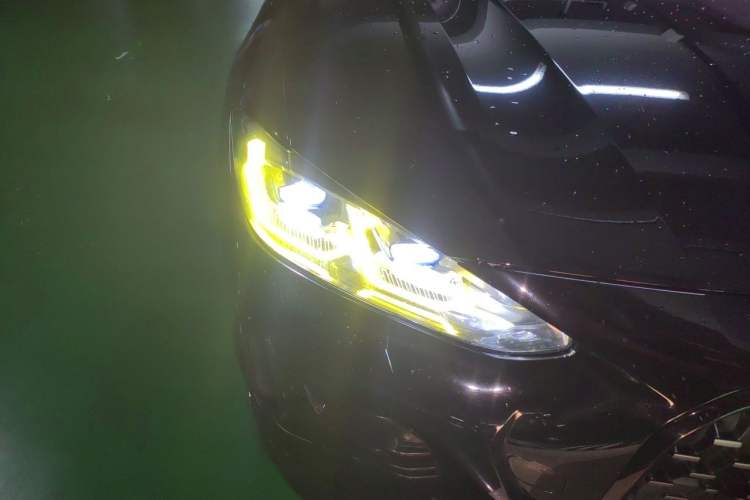 Used BMW 4 Series 2022 425i M Sport Night Edition Package Right Front Headlight