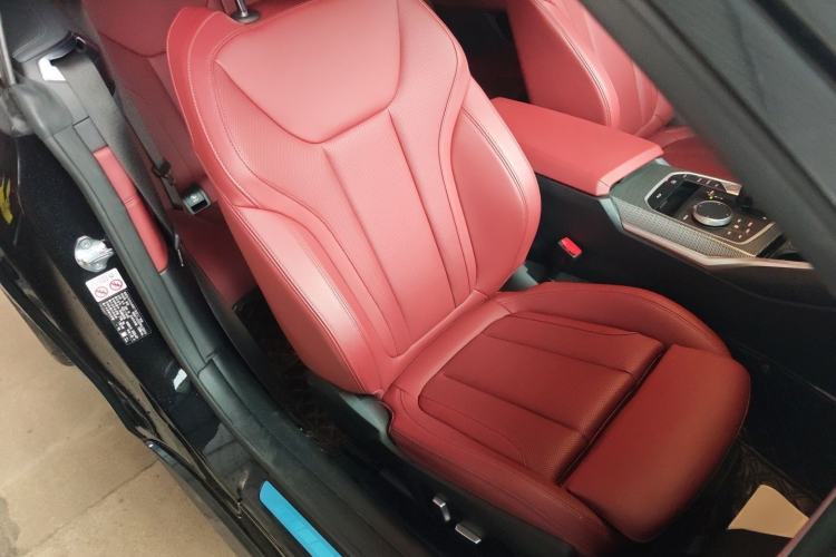 Used BMW 4 Series 2022 Revised 425i Convertible M Sport Night Edition Package Right Front Seat